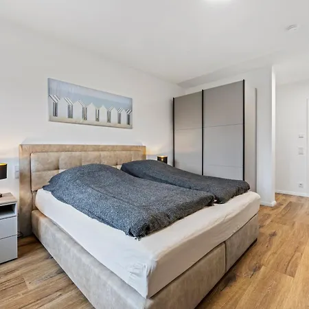 Strandhafer Rosenhagen Bei Travemuende * Dassow