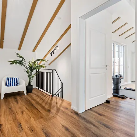 Strandhafer Rosenhagen Bei Travemuende * Dassow